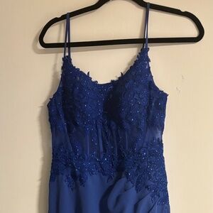 Women’s floor length formal dress